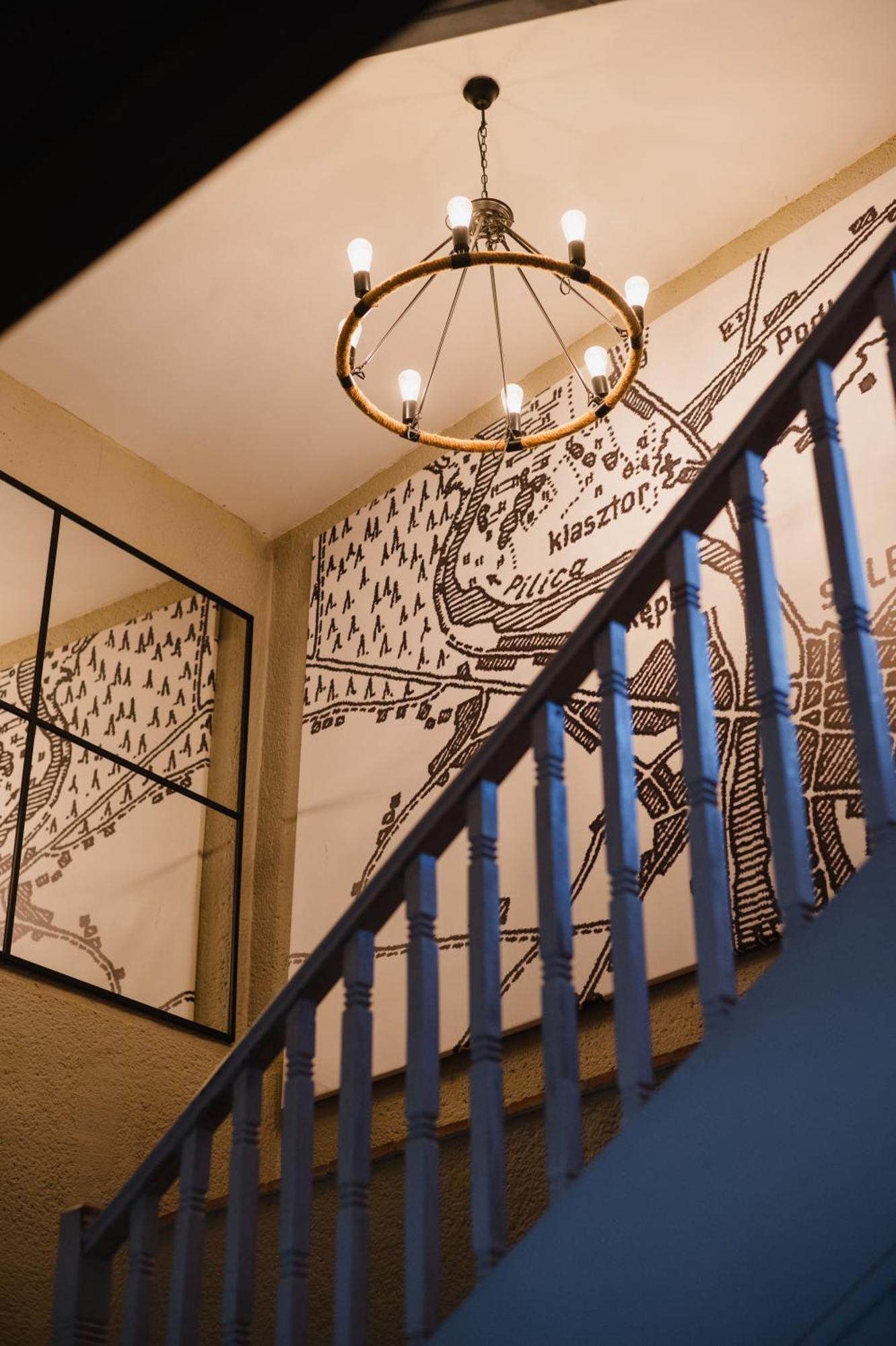 Hotel Podklasztorze سولييوف المظهر الخارجي الصورة